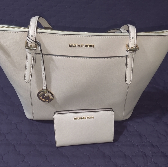 Michael Kors Handbags - Lg MK tote &wallet FIRM